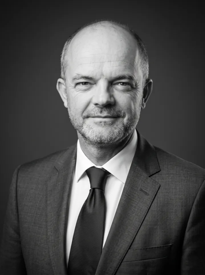 Portrait of Dr Mustafa Cavus